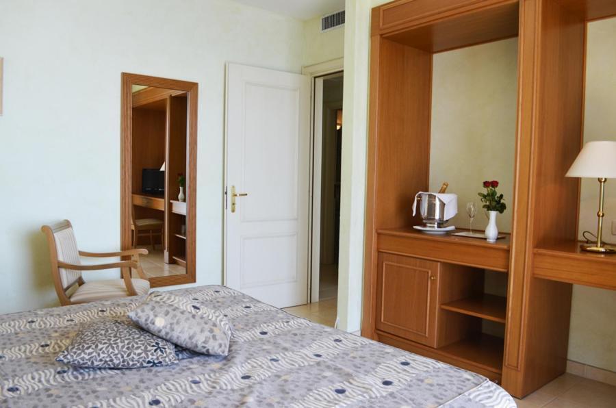Hotel Ristorante La Lampara Джиццерия Экстерьер фото
